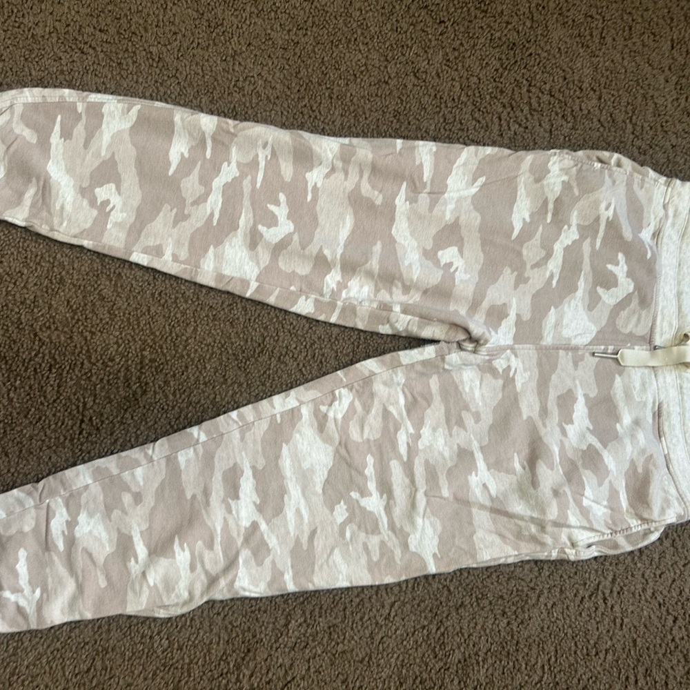 Athleta Beige Camouflage Joggers - Picture 2 of 4